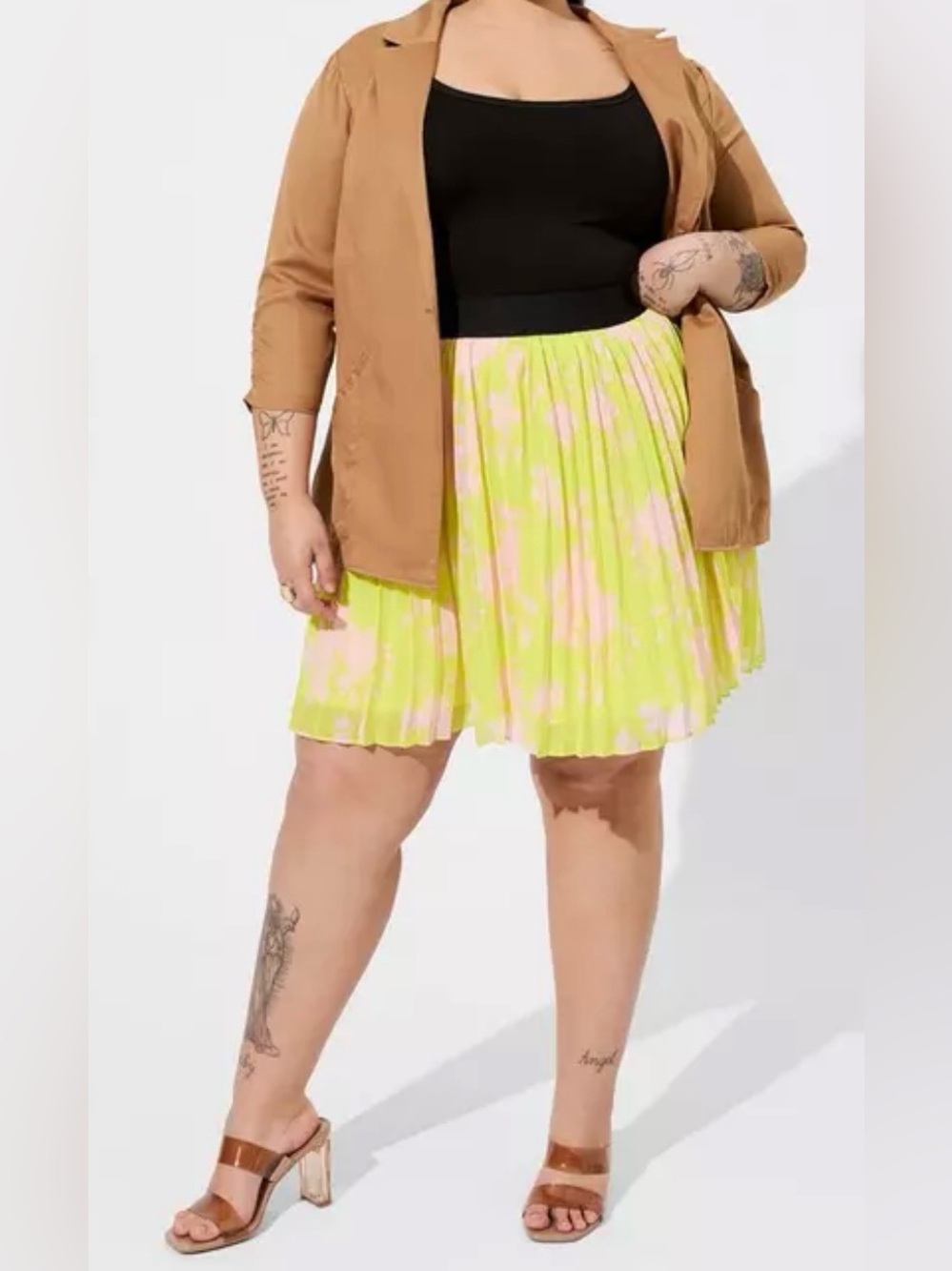 Torrid Chiffon Pleated Mini Skirt — Floral Yellow — Size 1